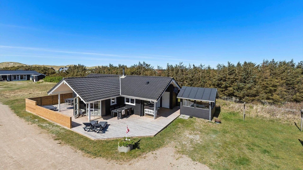 Photo of Outdoor in Vrist Strand
