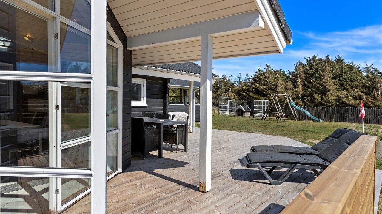 Photo of Outdoor in Vrist Strand