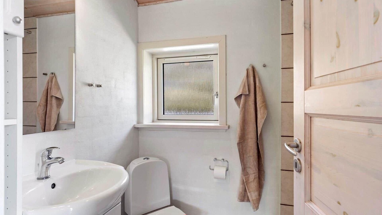 Photo of Bathroom in Vrist Strand