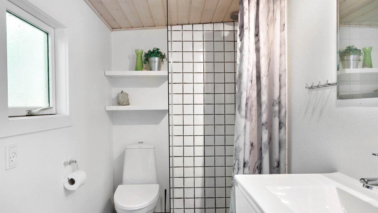Photo of Bathroom in Oddesund Syd