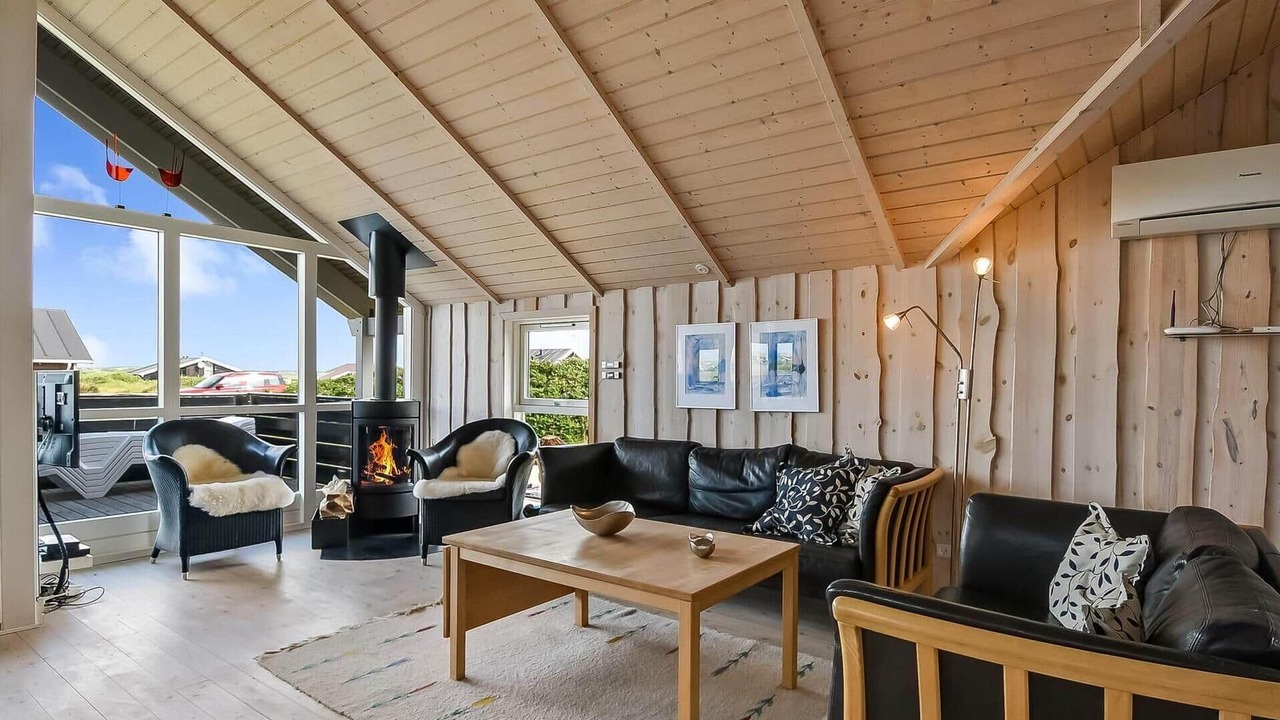 Photo of Livingroom in Trans