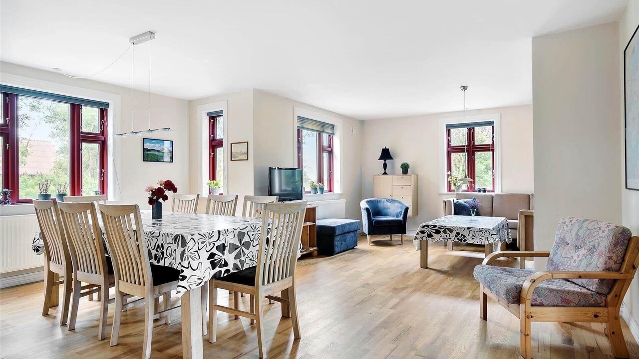 Photo of Others in ster Assels