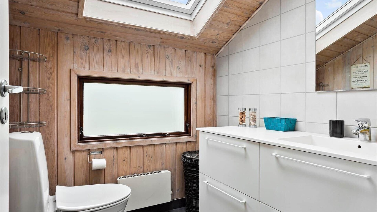Photo of Bathroom in Vestervig