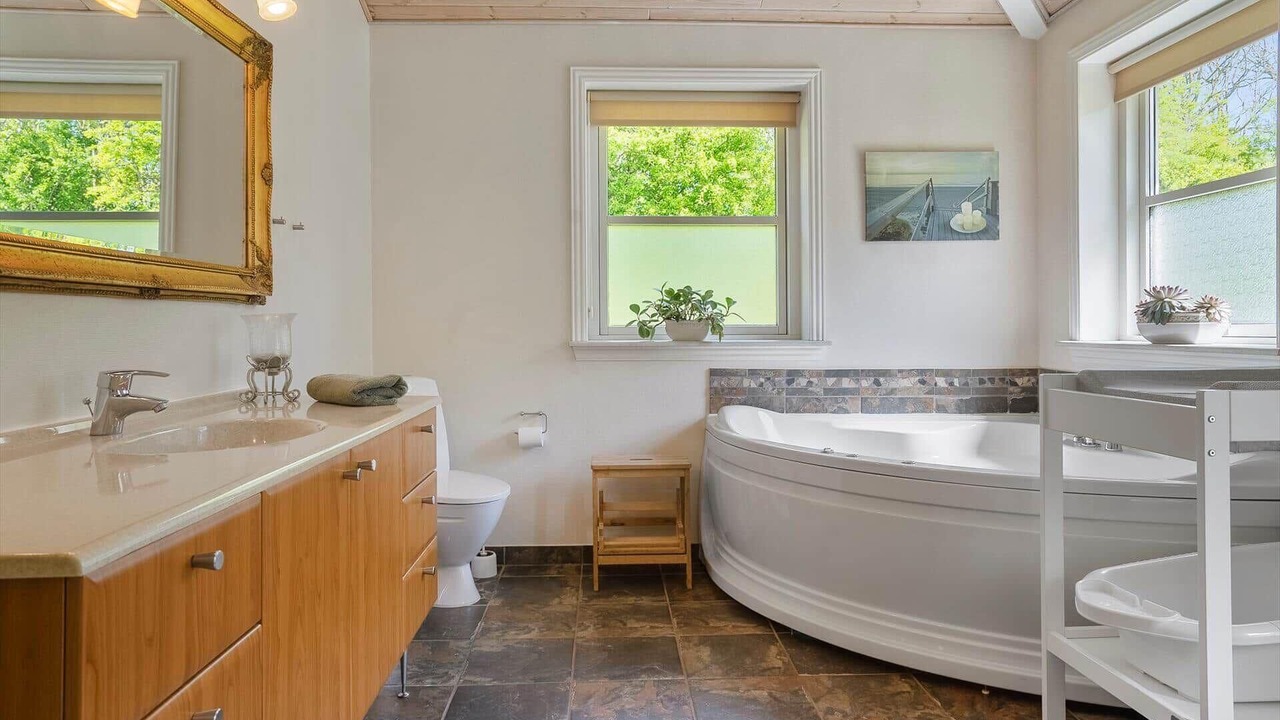 Photo of Bathroom in Vestervig