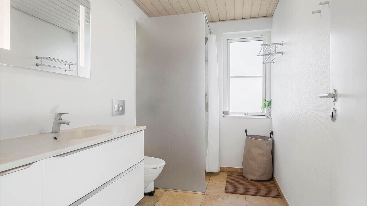 Photo of Bathroom in Hvalpsund