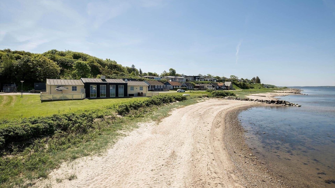 Photo of Others in Hvalpsund