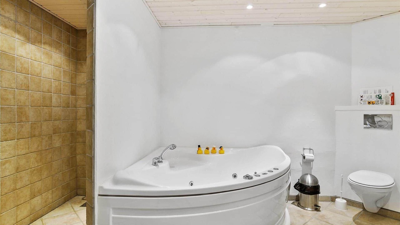 Photo of Bathroom in Snedsted