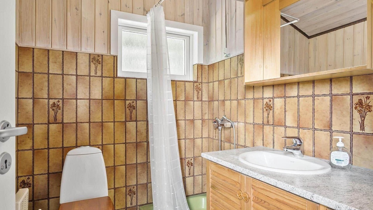 Photo of Bathroom in Snedsted