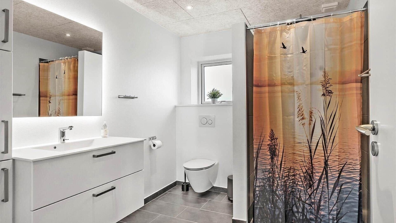 Photo of Bathroom in Ranum