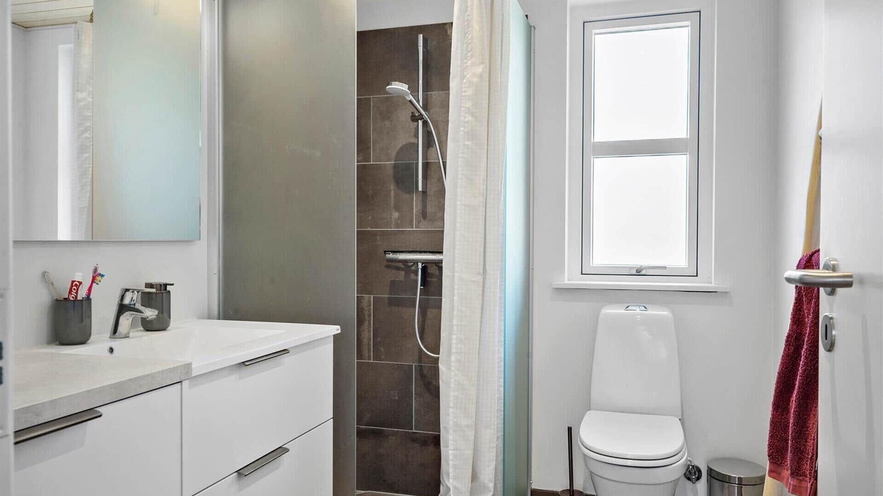 Photo of Bathroom in Remmer Strand