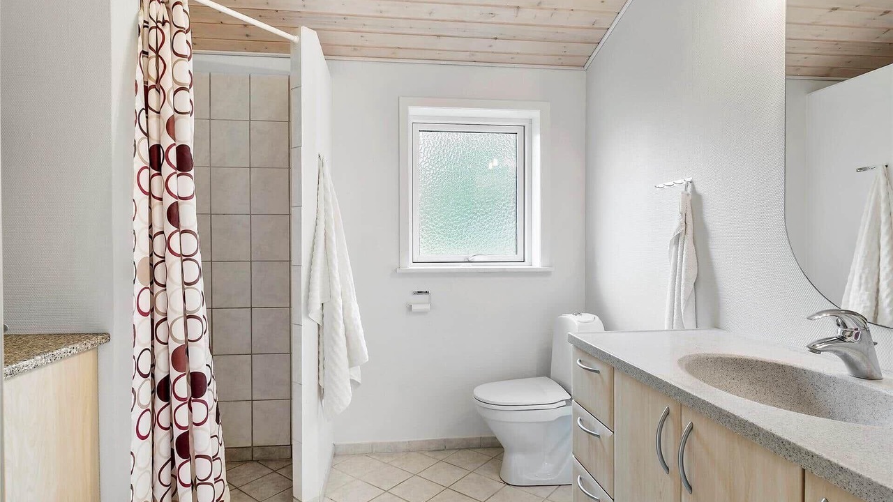 Photo of Bathroom in Hvalpsund