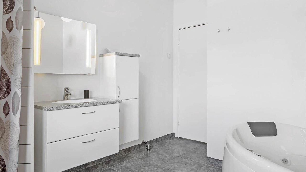 Photo of Bathroom in Trend