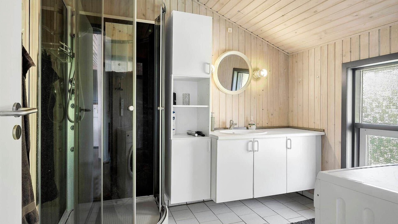 Photo of Bathroom in Hvalpsund