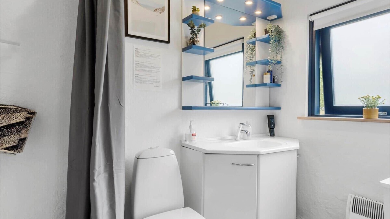 Photo of Bathroom in Hojslev