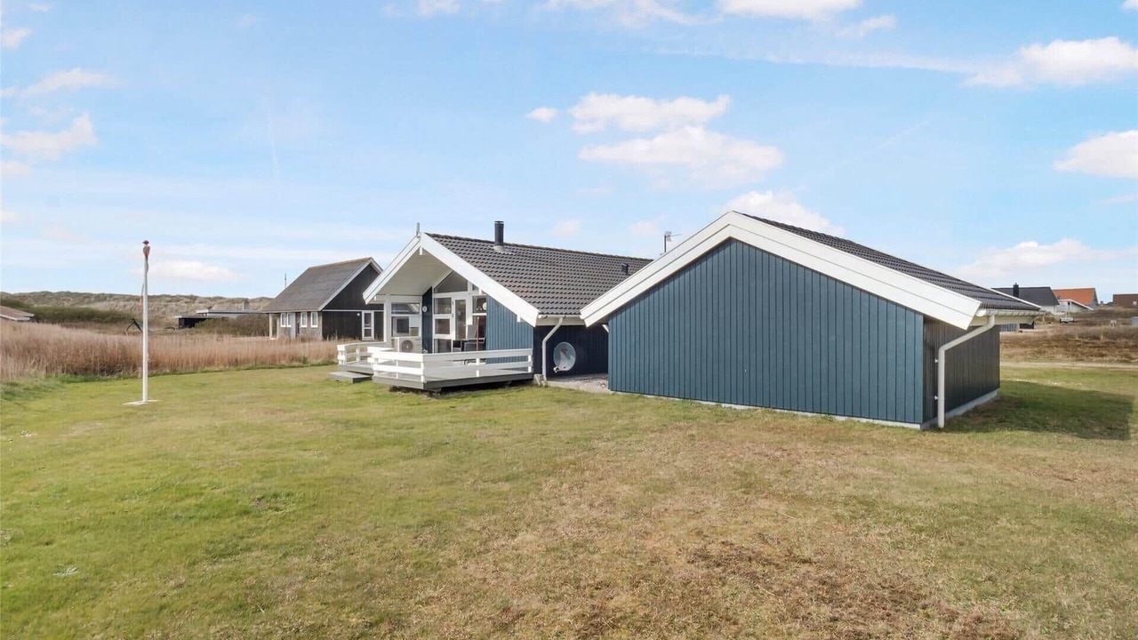 Photo of Outdoor in Vrist Strand