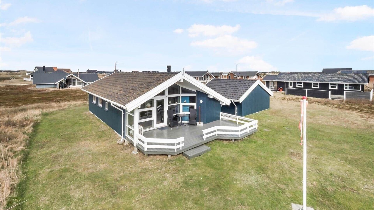 Photo of Outdoor in Vrist Strand