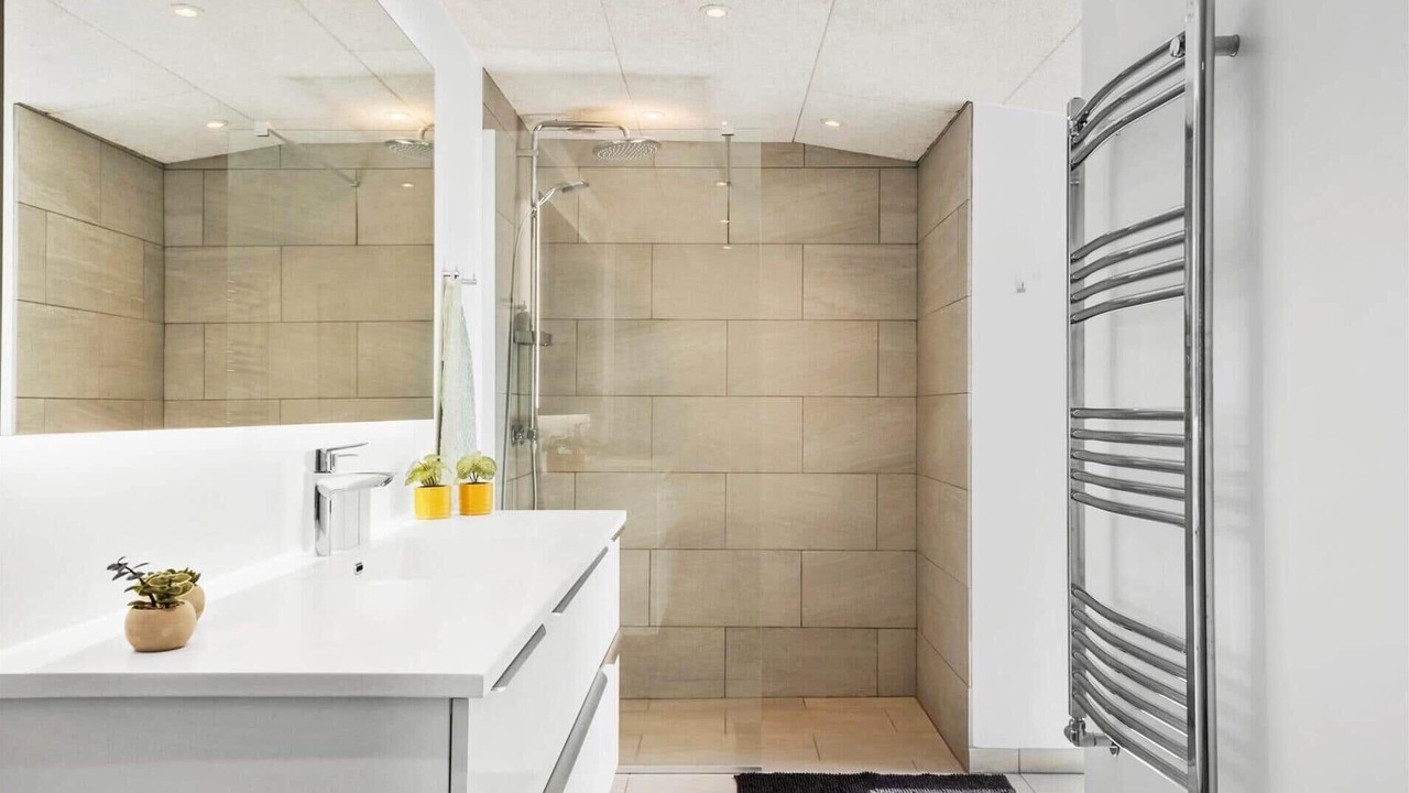 Photo of Bathroom in Thyboron
