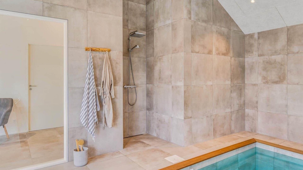 Photo of Bathroom in Vrist Strand