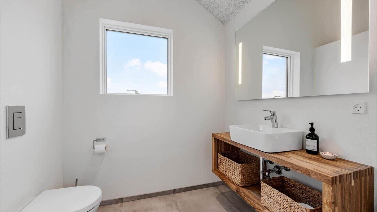 Photo of Bathroom in Vrist Strand