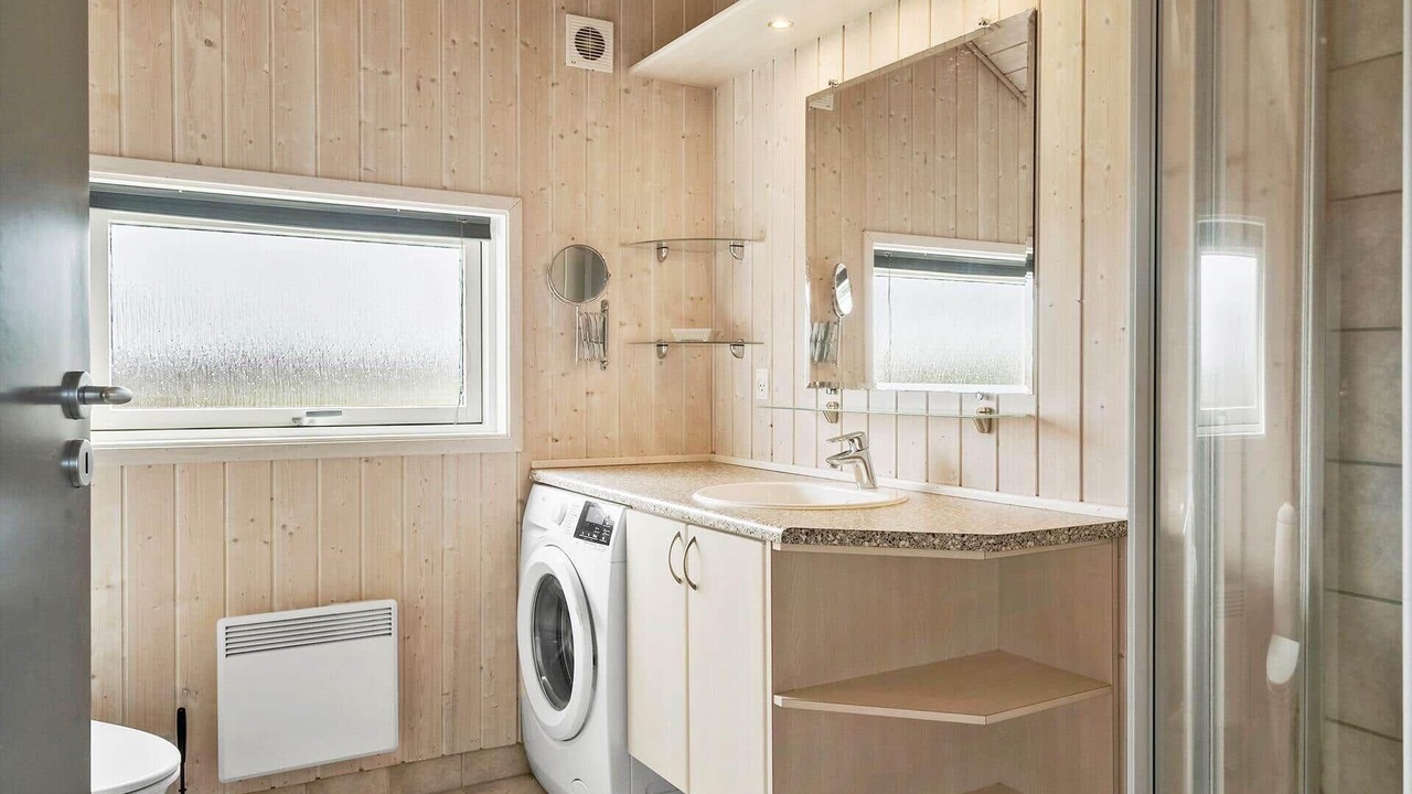 Photo of Bathroom in Trans