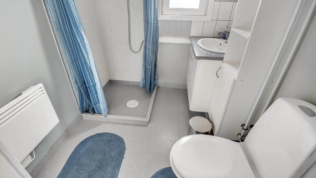 Photo of Bathroom in Trans