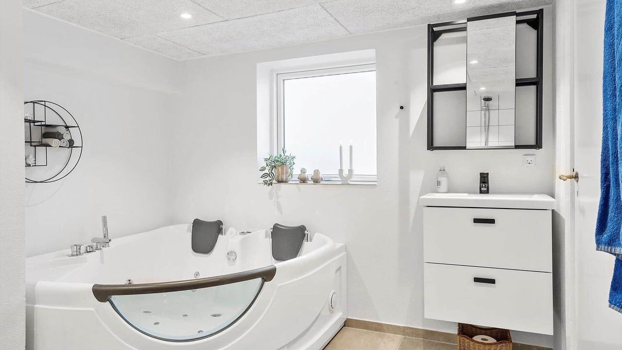Photo of Bathroom in Vrist Strand