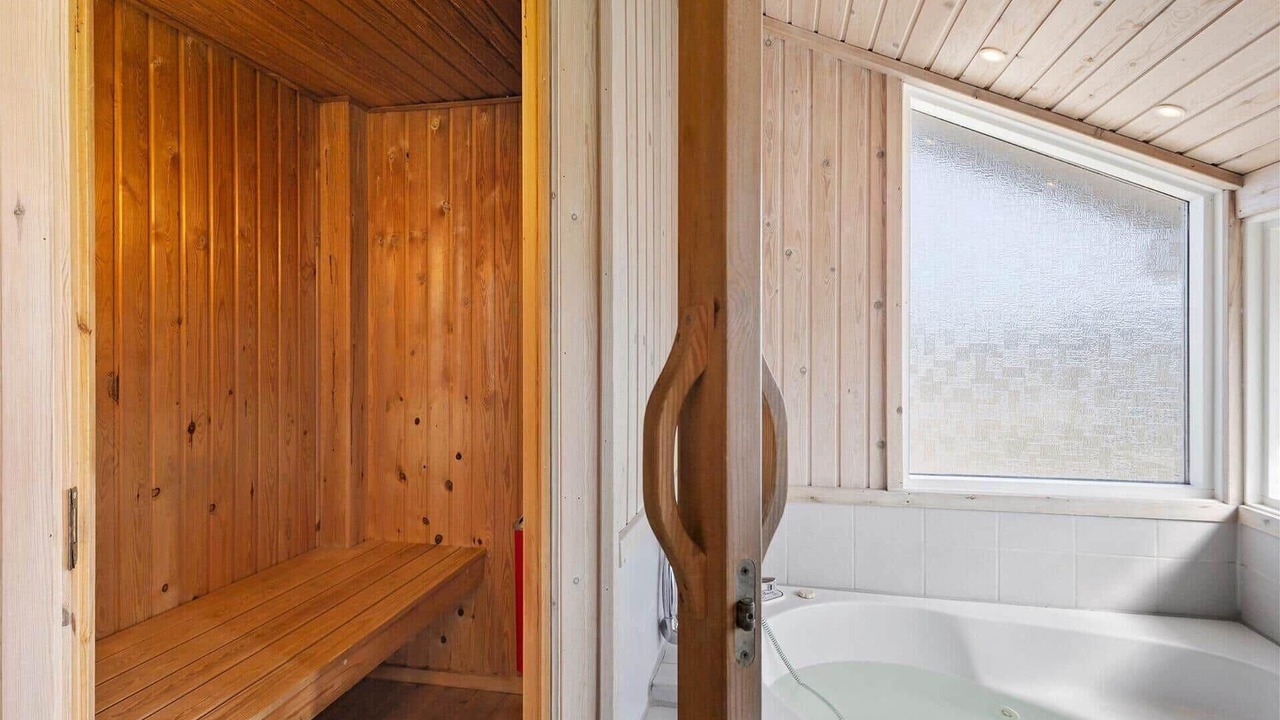 Photo of Bathroom in Vrist Strand