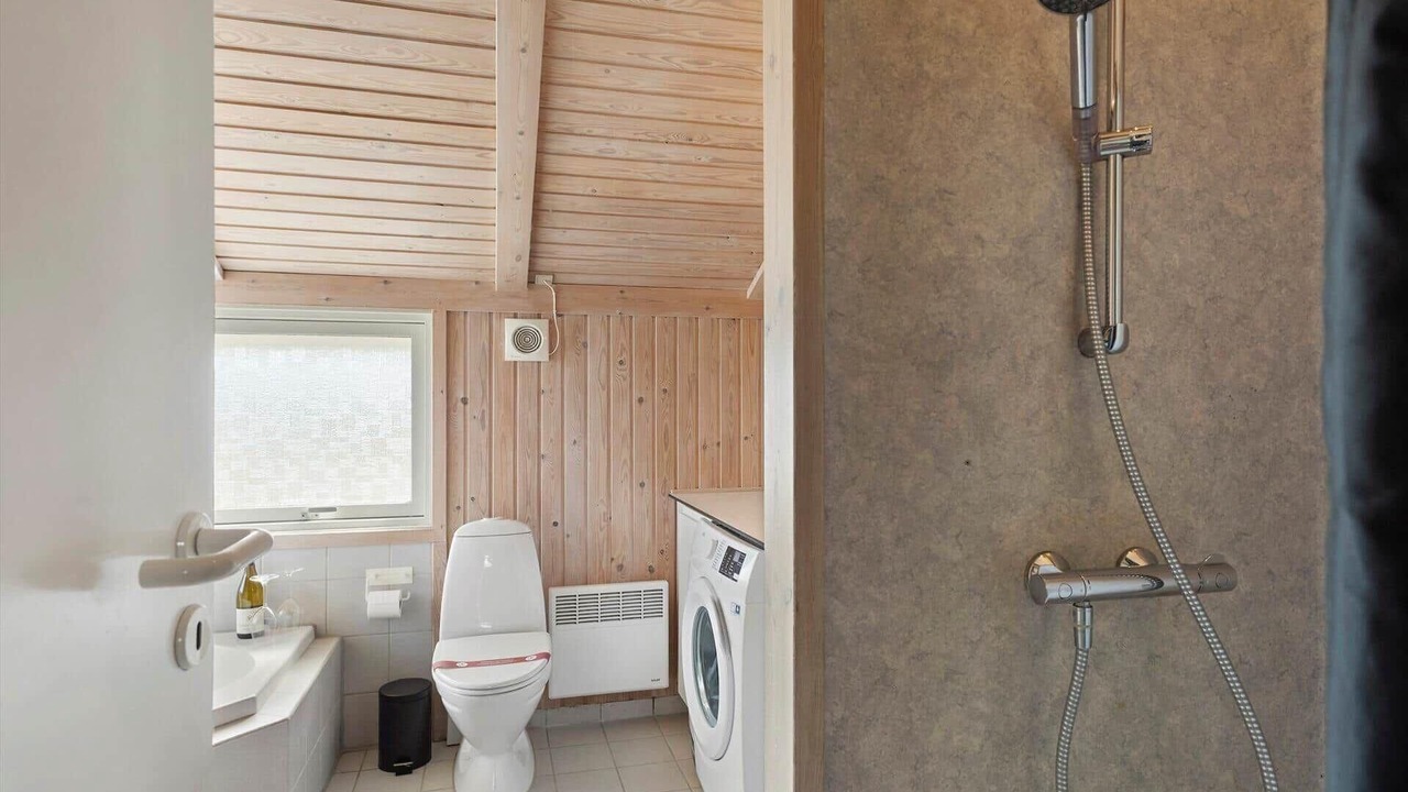 Photo of Bathroom in Vrist Strand
