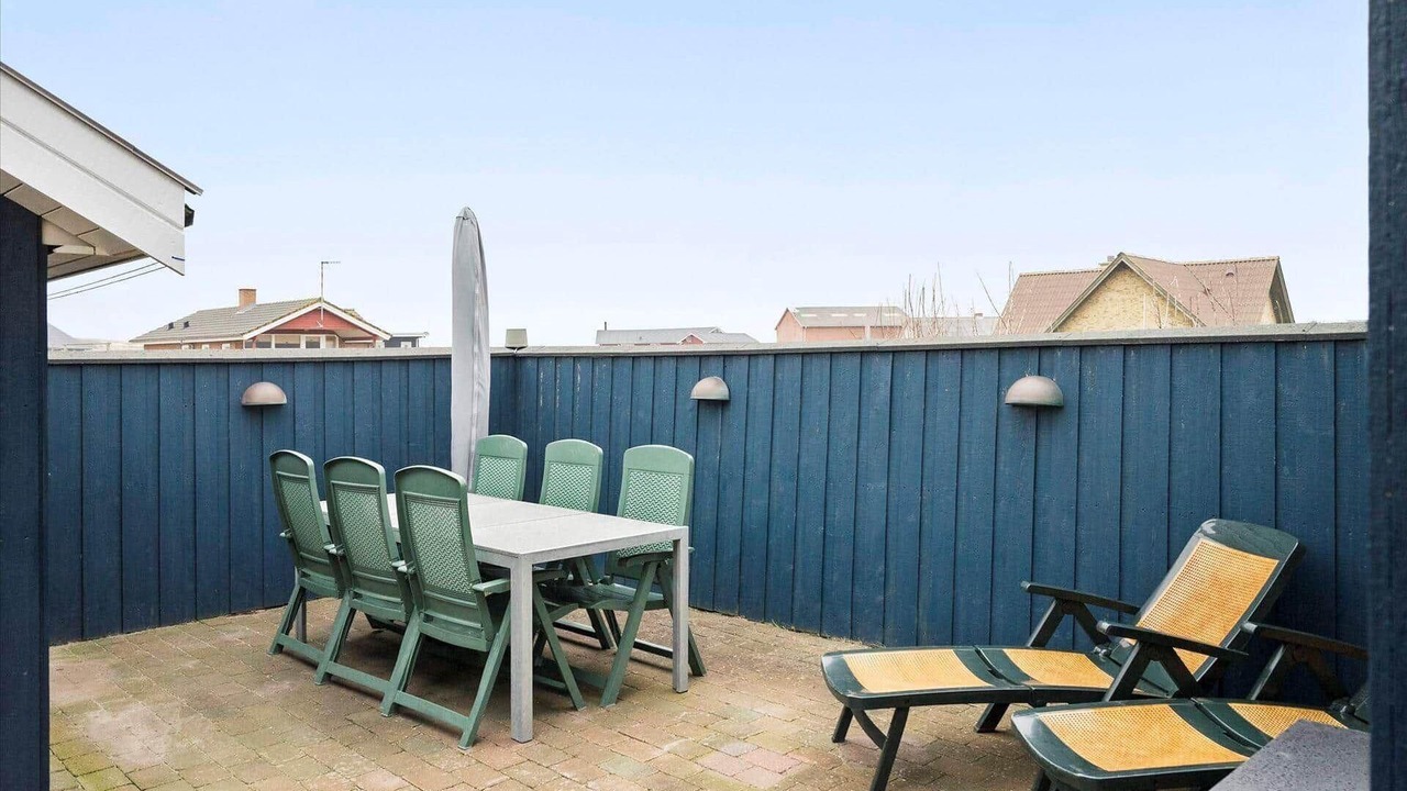 Photo of Outdoor in Trans
