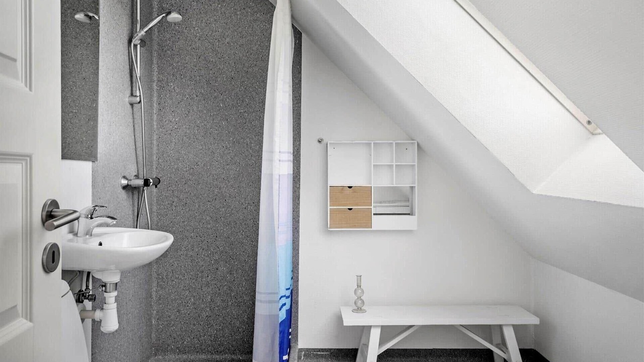 Photo of Bathroom in Vrist Strand