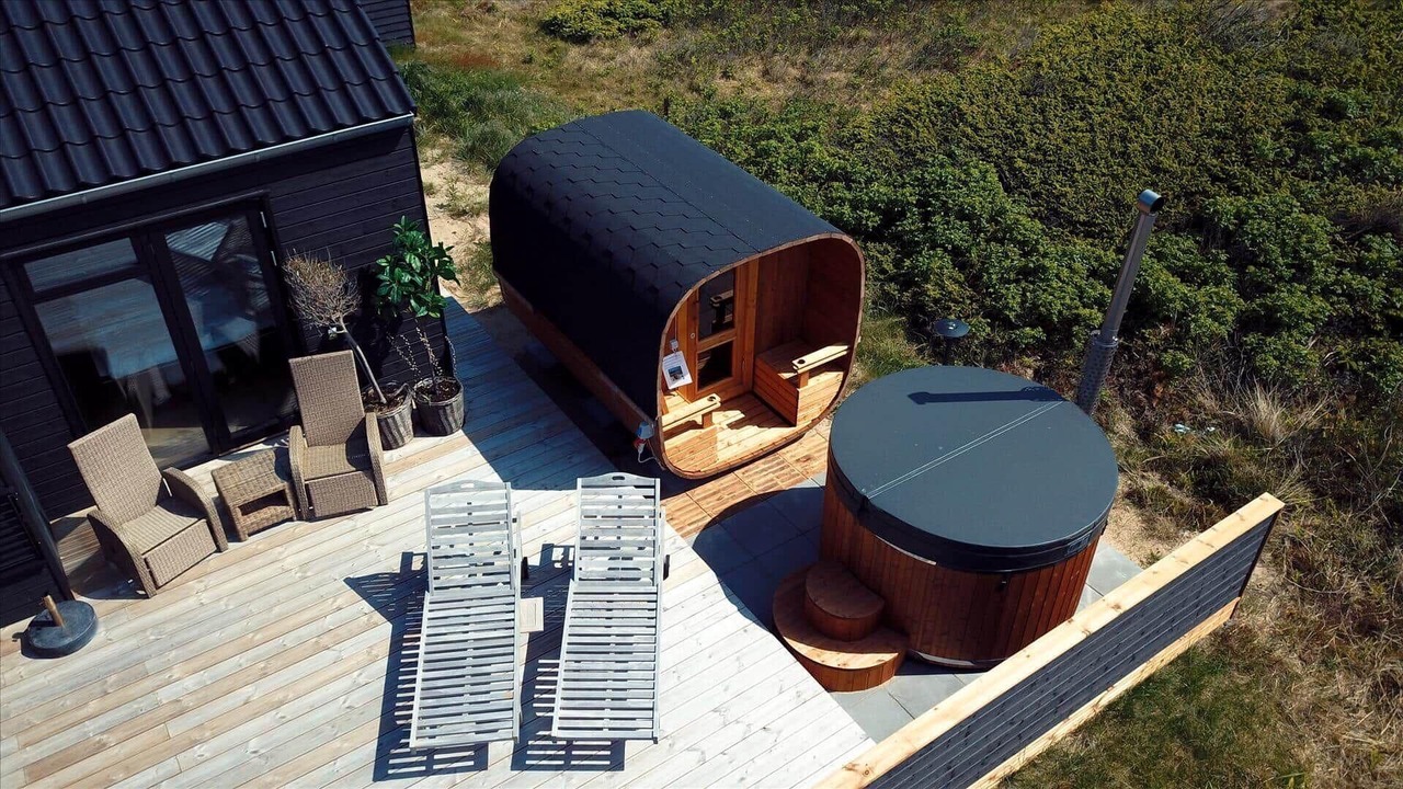 Photo of Patio Balcony in Vrist Strand