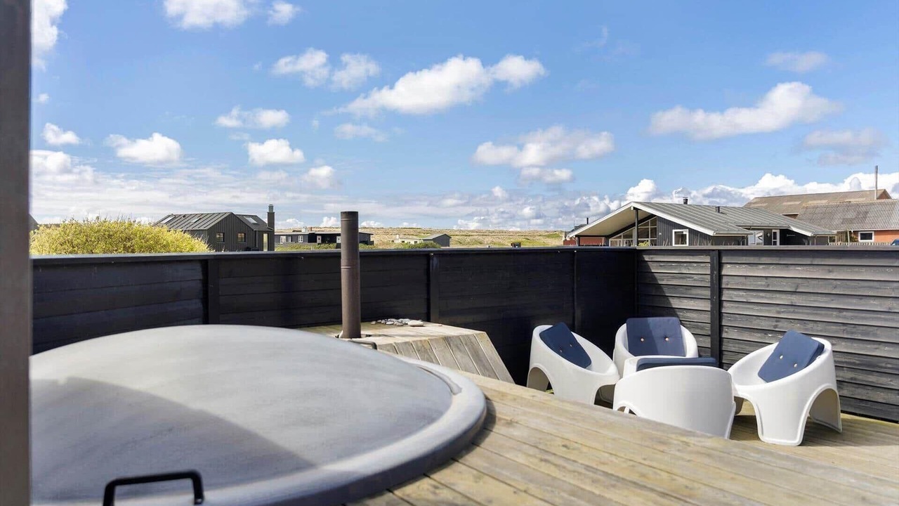 Photo of Patio Balcony in Trans