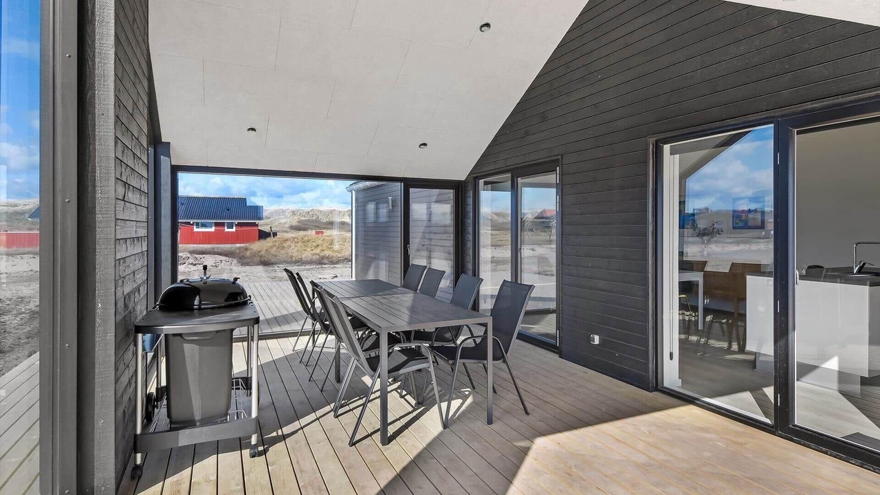 Photo of Outdoor in Vrist Strand