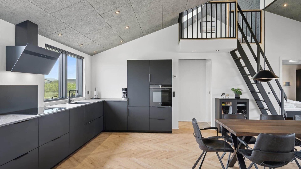 Photo of Kitchen in Trans