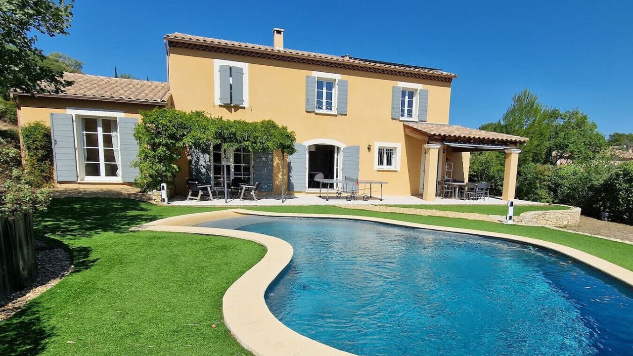 Photo of Outdoor in Aurons