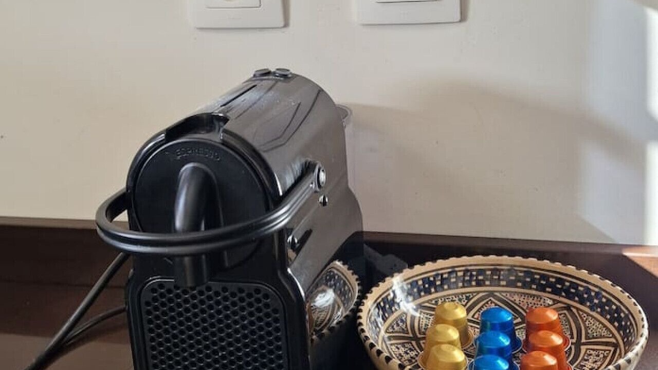 Photo of Others in Aurons