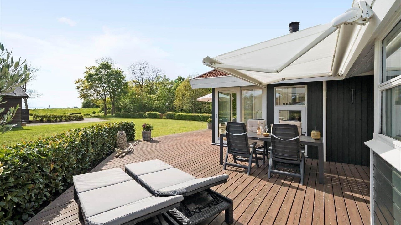 Photo of Outdoor in Mesinge