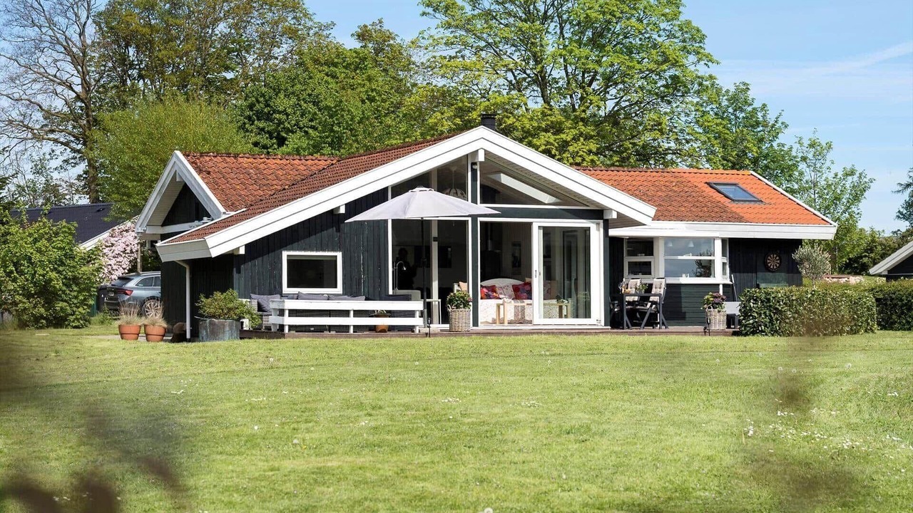 Photo of Outdoor in Mesinge