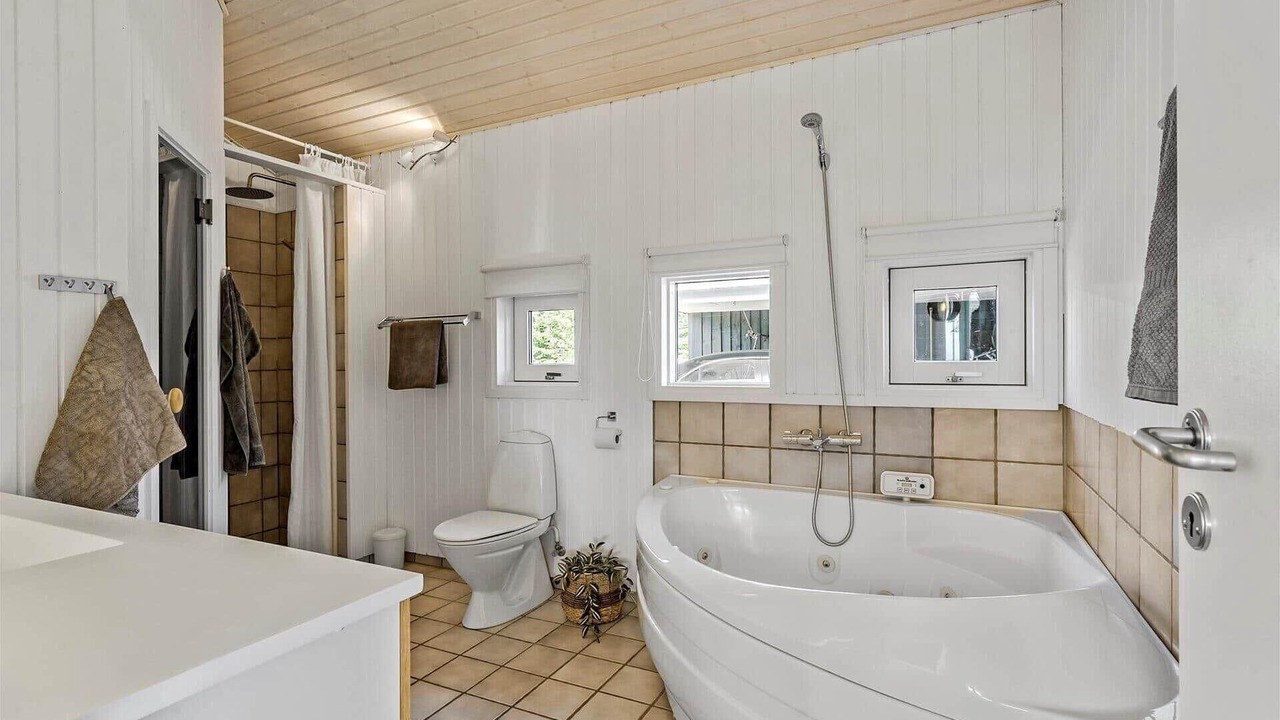 Photo of Bathroom in Mesinge