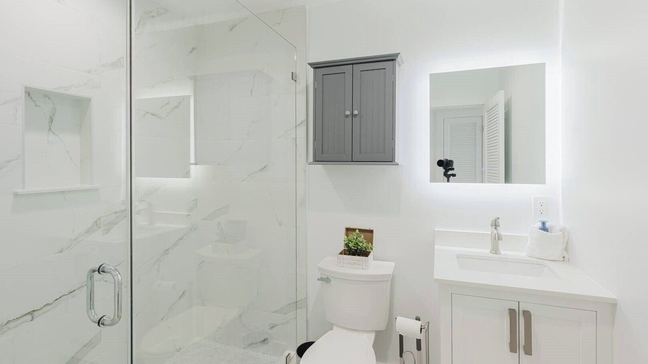 Photo of Bathroom in Key Colony Beach