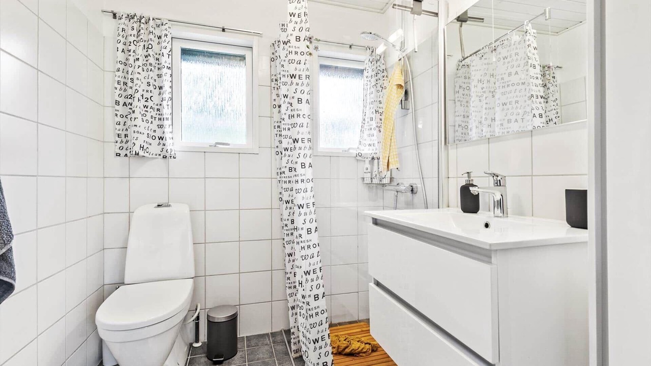 Photo of Bathroom in Øksenmølle