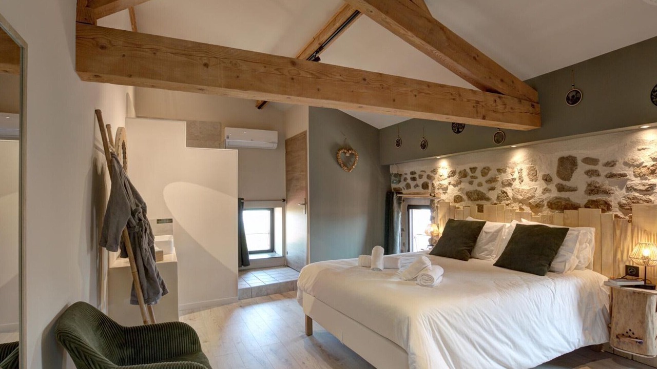 Photo of Bedroom in Champdieu