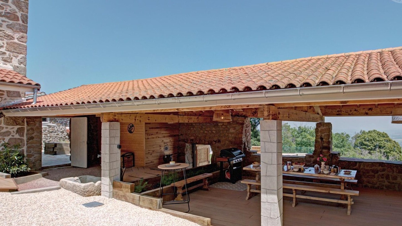 Photo of Outdoor in Champdieu
