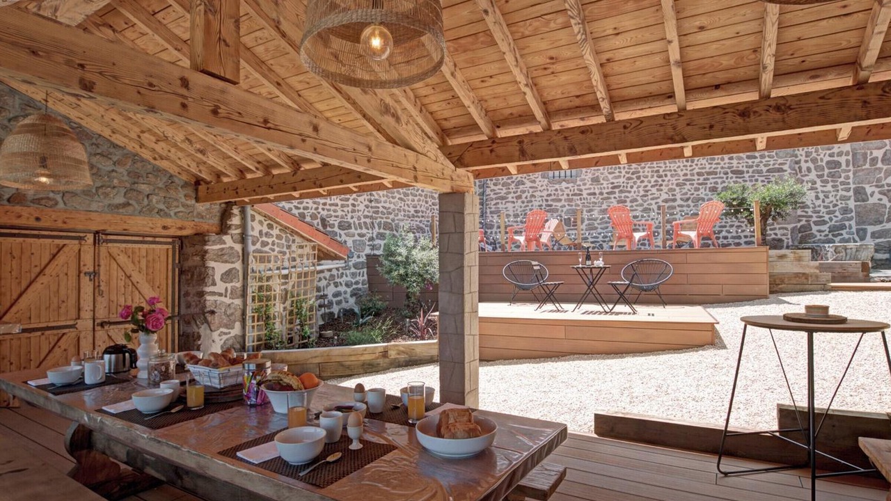Photo of Outdoor in Champdieu