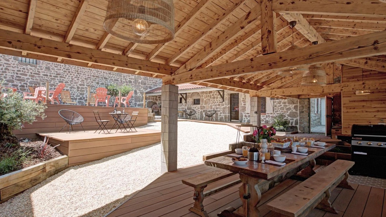 Photo of Outdoor in Champdieu