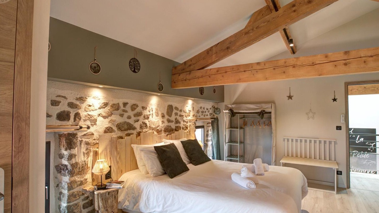 Photo of Bedroom in Champdieu