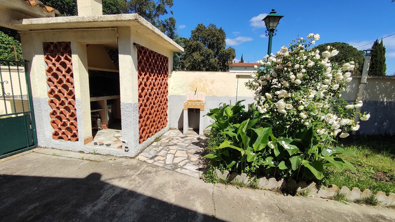 Photo of Patio Balcony in Palau-del-Vidre
