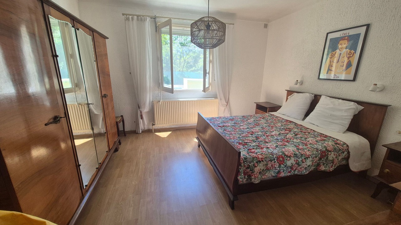 Photo of Bedroom in Palau-del-Vidre