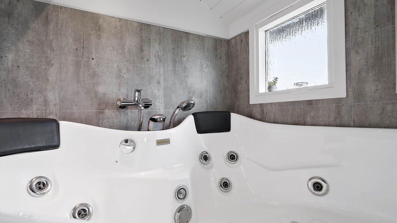 Photo of Bathroom in Houvig