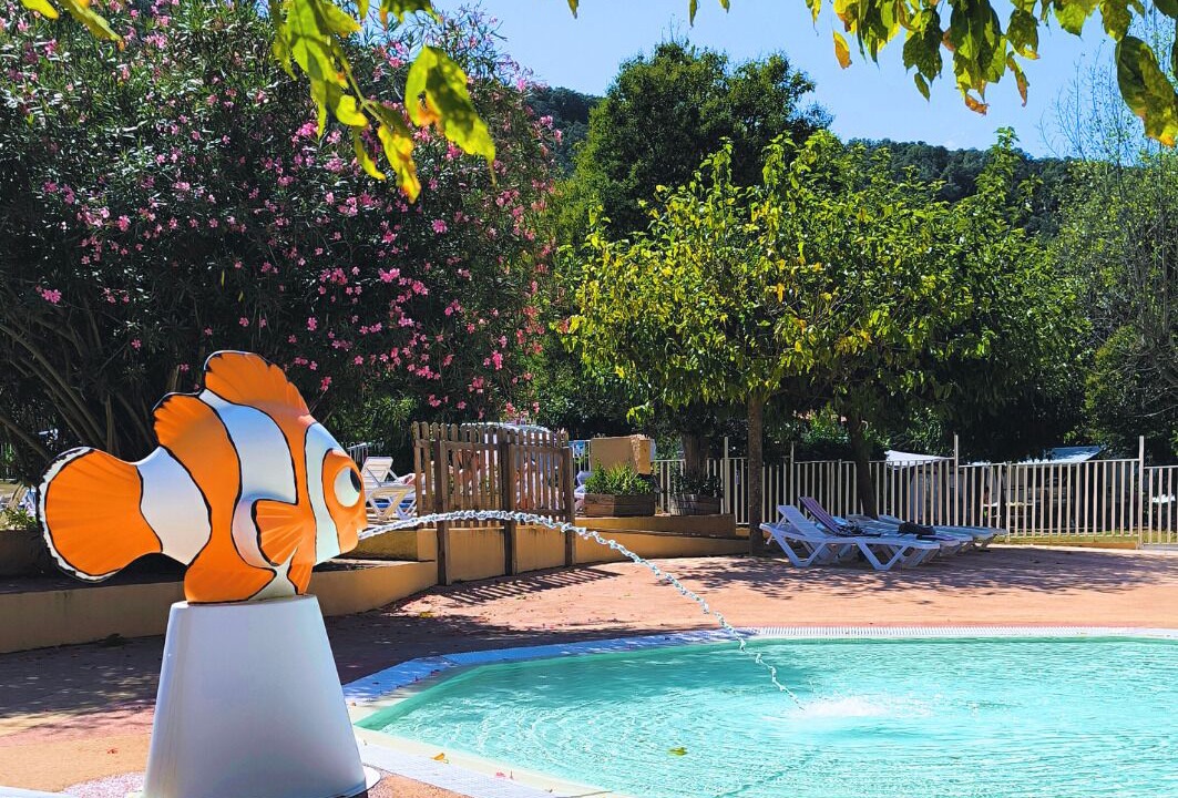 Photo of Outdoor in Reynes